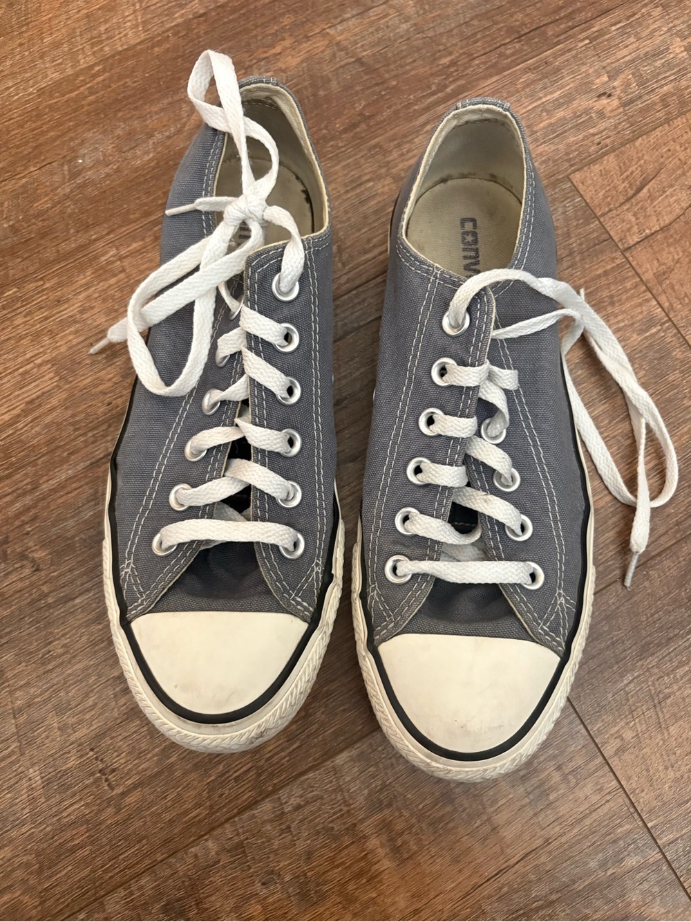 Gray Canvas Low-Top Converse Sneakers with White Laces women size 9